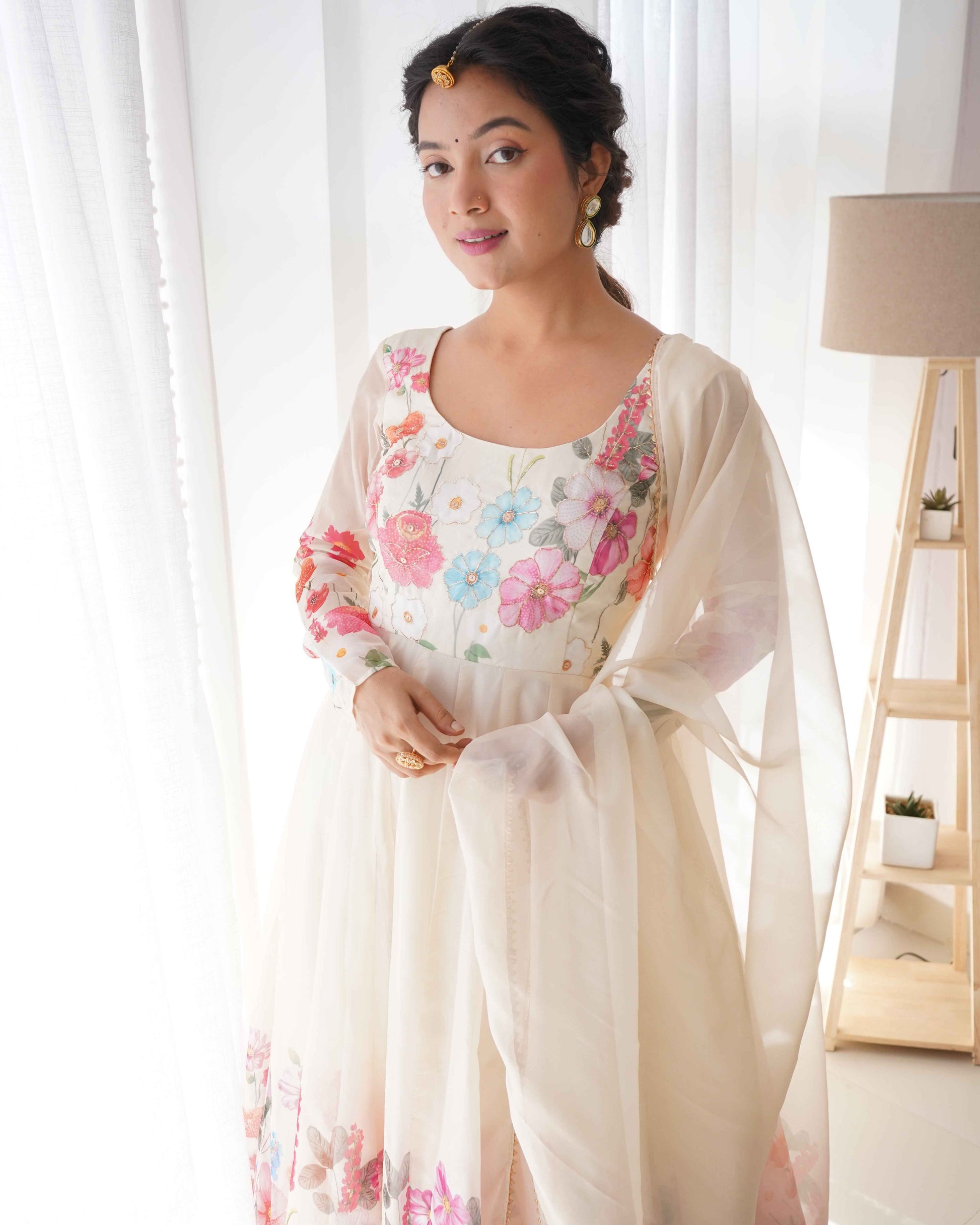 Cream Pure soft organza silk fabric fully flair kali pattern Kurta Suit