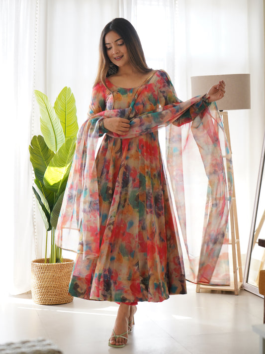 Red Woman's Digital Print Organza Taby Silk Kurti and Pent with Duppatta