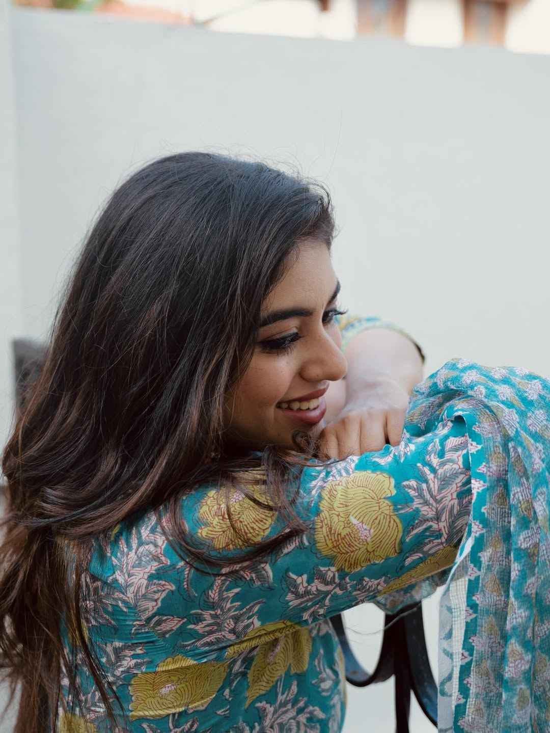 Ethnic Indian Wear Elegant Blue Floral Cotton Suit for Women