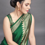 Charvi Ensemble Woven Fashion Jacquard Green Saree - Saree Vale 4