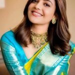 KAJAL AGGARWAL YELLOW JACQUARD WOVEN SAREE WITH BLOUSE By Saree Vale 4