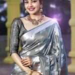 Kajal Aggarwal Traditional Banarasi Lichi Saree with Jacquard Work - Saree Vale 5